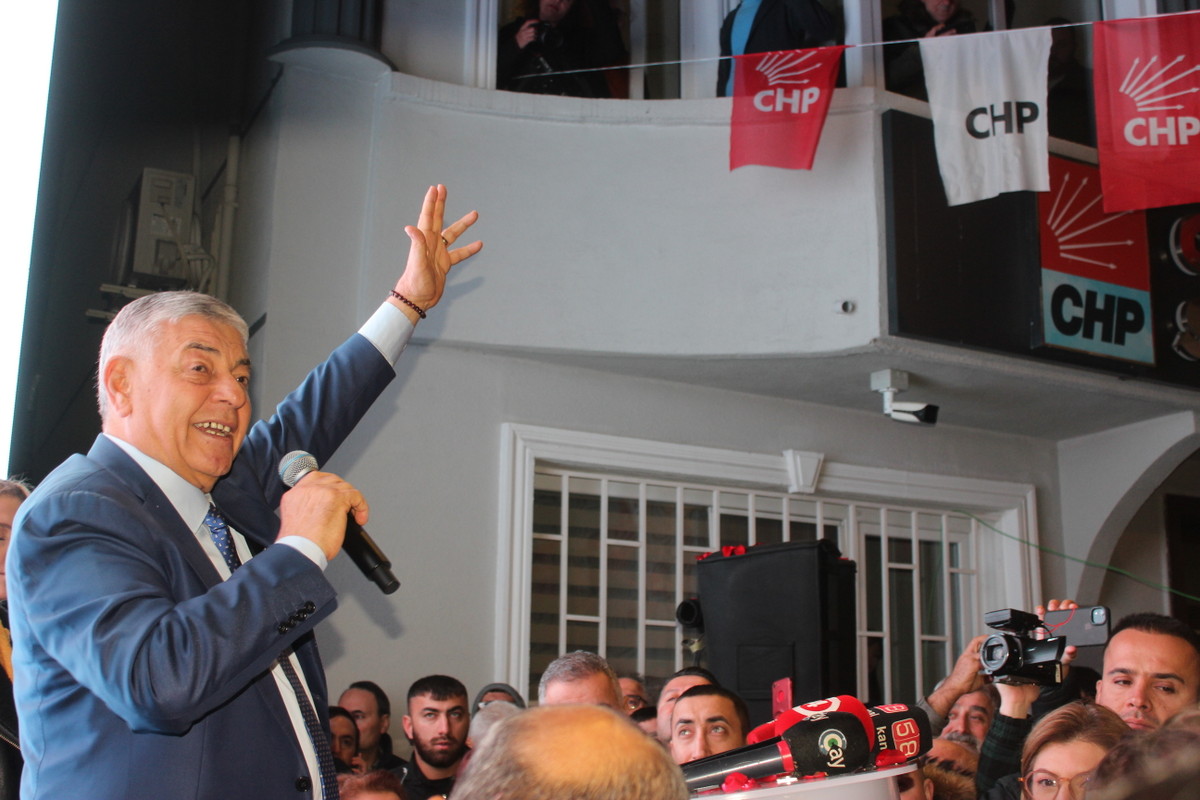 Sarıyer'in Çok Sevilen Başkanı Şükrü Genç Yeniden Aday