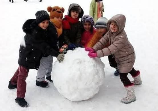 İstanbul'da Eğitime Kar Engeli: 12 Şubat’ta Okullar Tatil!