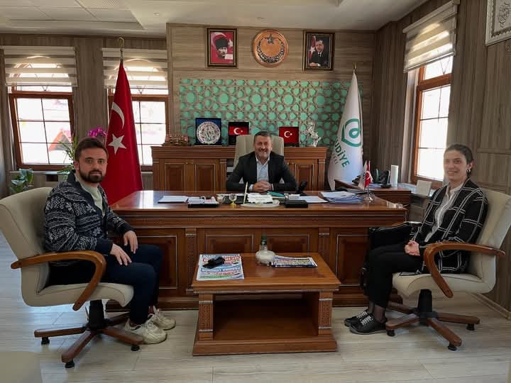 MİLLİ EĞİTİM MÜDÜRÜ VE YEŞİLAY BAŞKANINDAN BAŞKAN KOÇYİĞİT'E ZİYARET