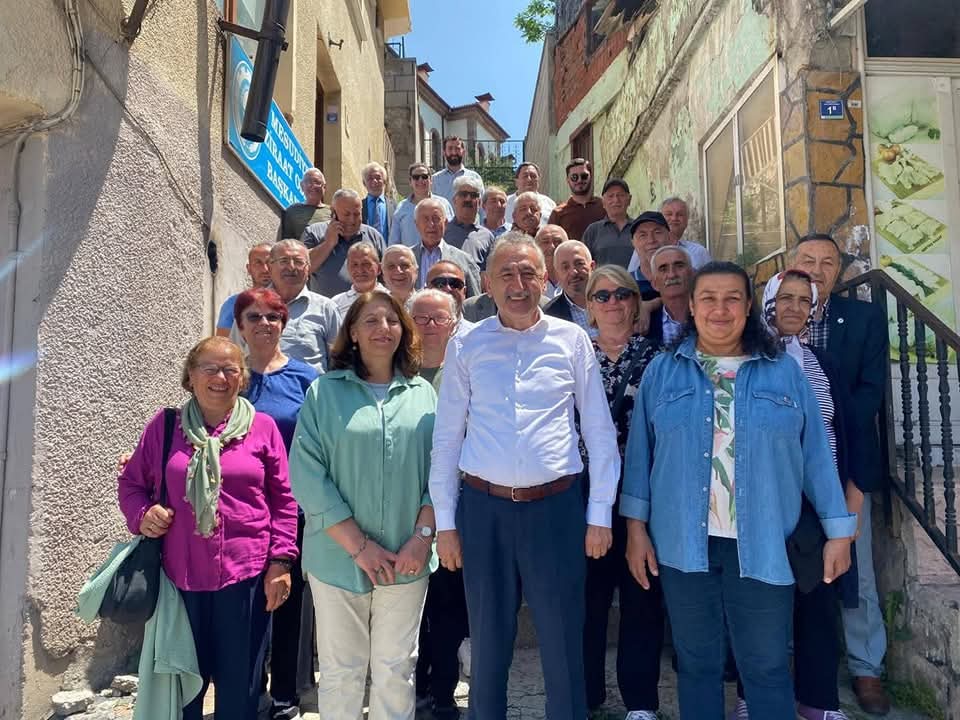 CHP MİLLETVEKİLİ ADIGÜZEL'DEN YENİ BAŞKANA TEBRİK