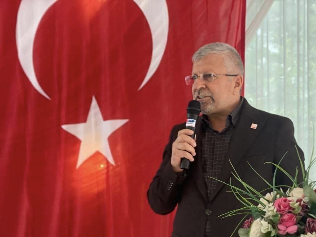 CHP AYBASTI İLÇE BAŞKANI YÜKSEL KARTAL YENİDEN SEÇİLDİ