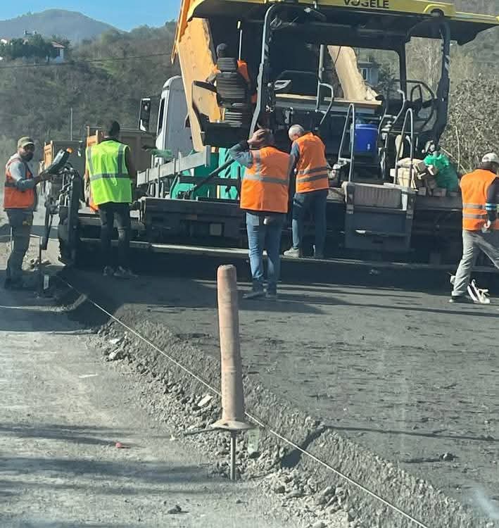AKKUŞ NİKSAR ÜNYE YOLUNDA ÇALIŞMALAR HIZLANDI