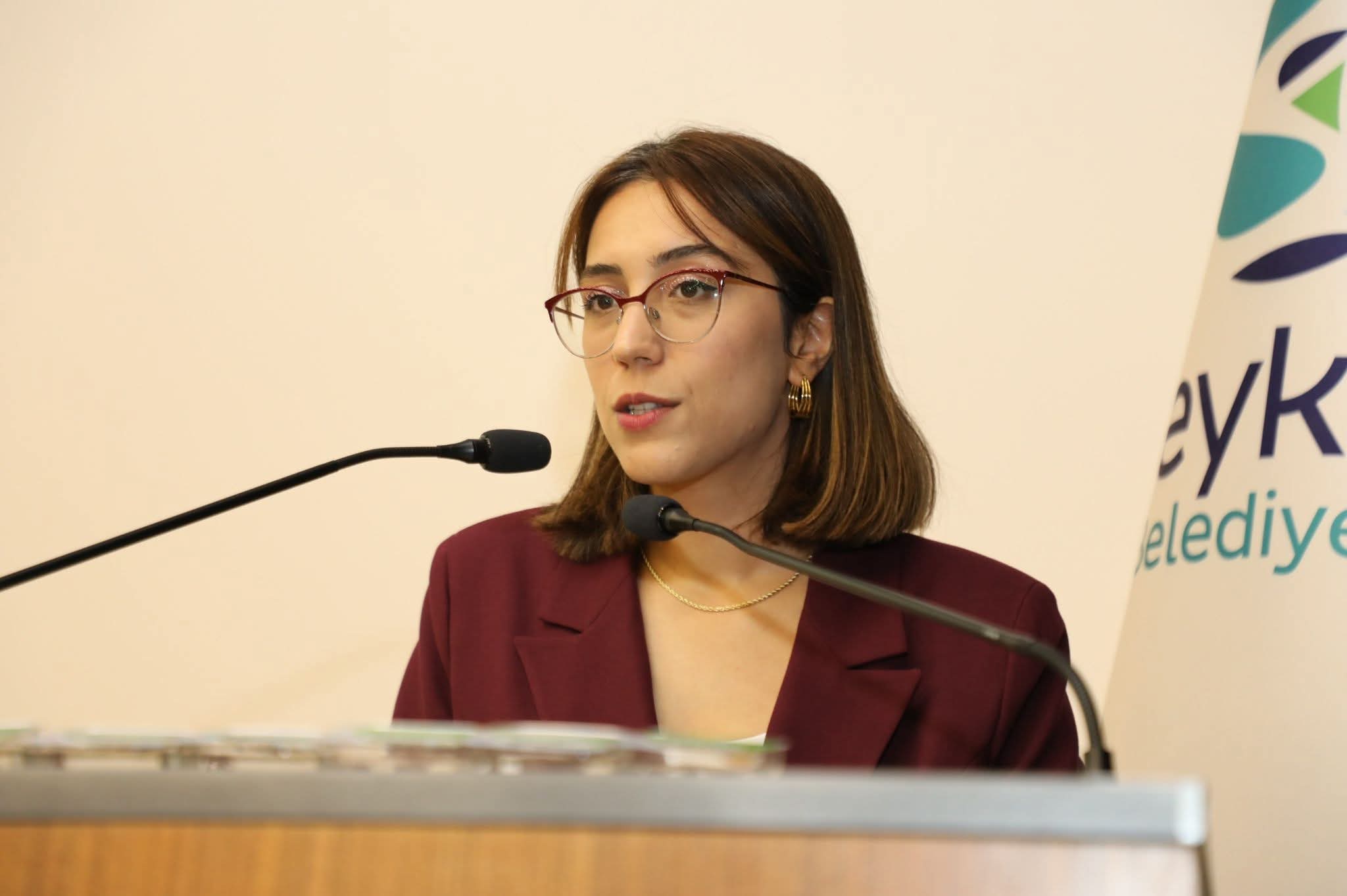 BEYKOZ KENT KONSEYİ GENÇLİK KOLLARI BAŞKANLIĞINA ŞEYMANUR COŞKUN SEÇİLDİ