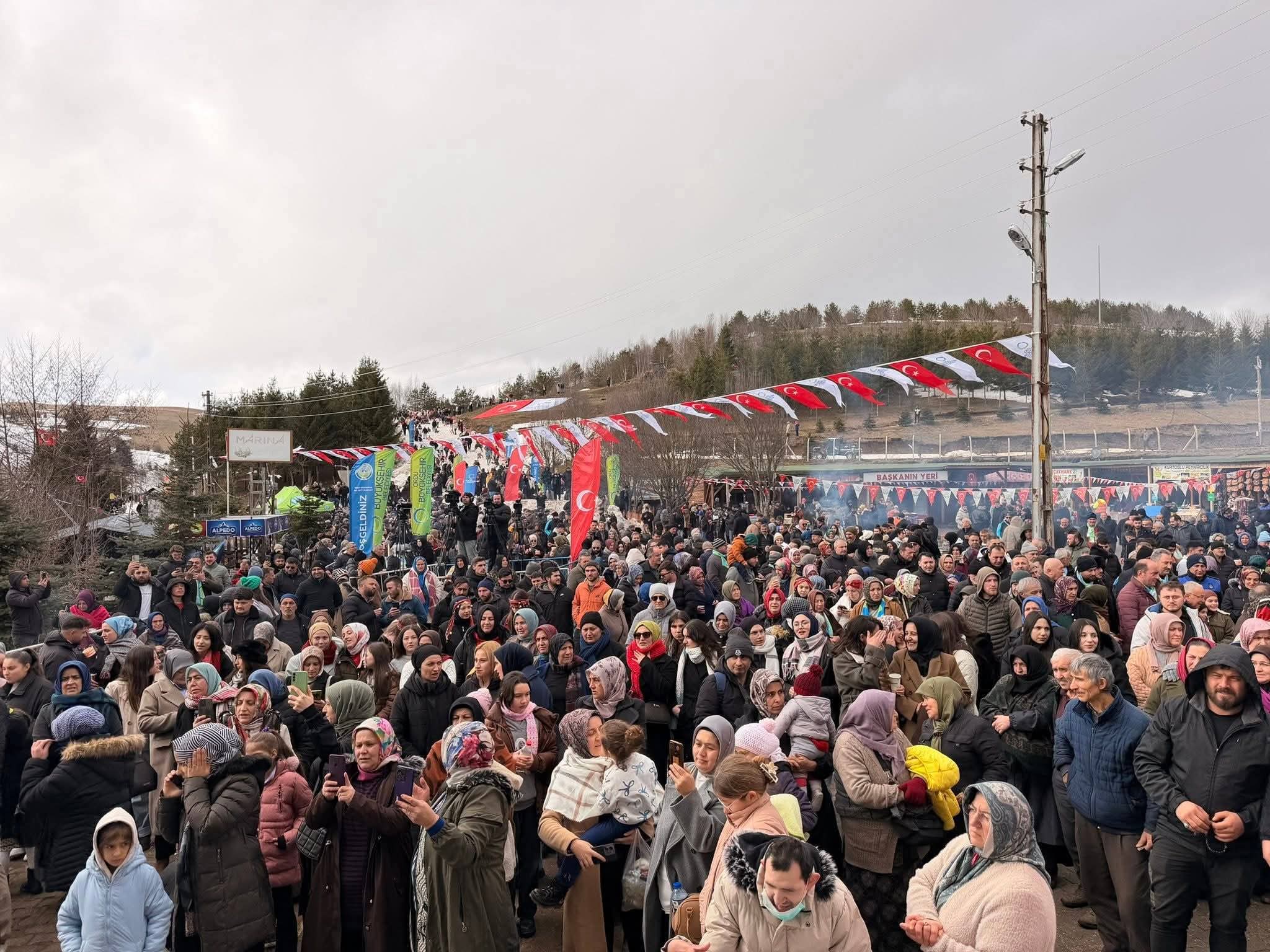 AYBASTI PERŞEMBE YAYLASI KAR FESTİVALİ MUHTEŞEM BİR COŞKUYLA GERÇEKLEŞTİ